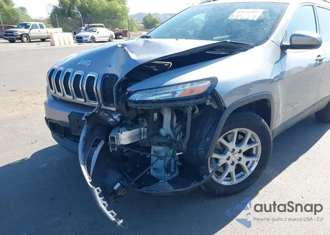 2016 Jeep Cherokee Latitude z USA, uszkodzony, nr VIN 1C4PJLCB0GW350701